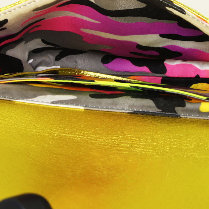 Pochette Dior Anselme Reyle en cuir cannage jaune - Detail D2