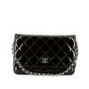 Chanel Wallet on Chain shoulder bag in black patent quilted leather - 360 thumbnail
