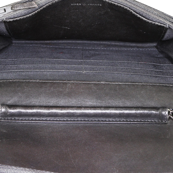 Chanel Wallet on Chain shoulder bag in black patent quilted leather - Detail D2