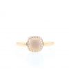 Anello Fred Pain de Sucre modello piccolo in oro rosa,  diamanti e quarzo rosa - 360 thumbnail