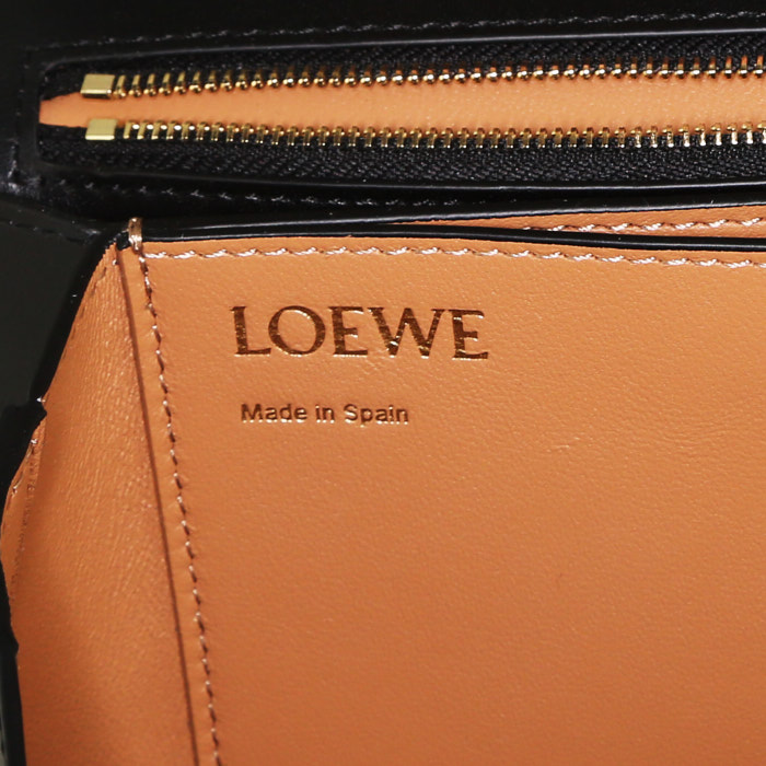 Sac à main Loewe Goya en cuir noir - Detail D4