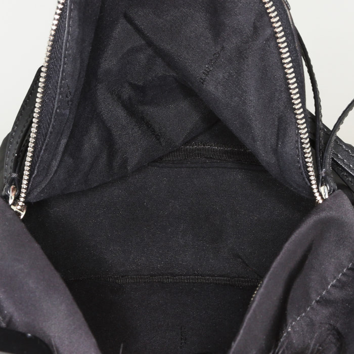 Mochila Fendi Bag Bugs en lona negra y cuero negro - Detail D2