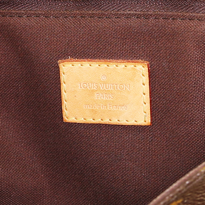 Bolso bandolera Louis Vuitton Menilmontant modelo grande en lona Monogram marrón y cuero natural - Detail D3