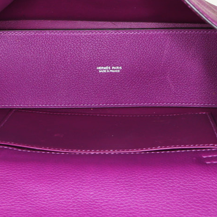 Bolsito-cinturón Hermès Danse en cuero Evergrain violeta Anemone - Detail D3