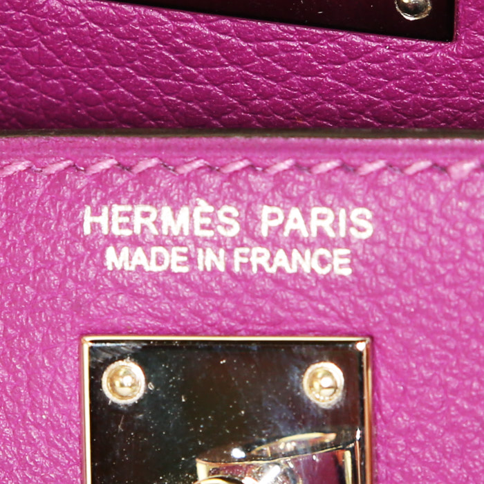 Pochette-ceinture Hermès Danse en cuir Evergrain violet Anemone - Detail D4
