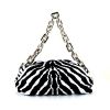 Bolso de mano Bottega Veneta Chain Pouch en cuero negro y blanco - 360 thumbnail