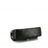Sac bandoulière Chanel Mini Timeless en cuir matelassé noir - Detail D4 thumbnail