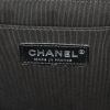 Bolso de mano Chanel Timeless jumbo en tweed negro, azul, rojo y blanco - Detail D4 thumbnail