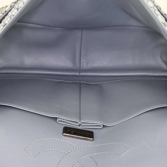 Chanel 2.55 handbag in grey python - Detail D3