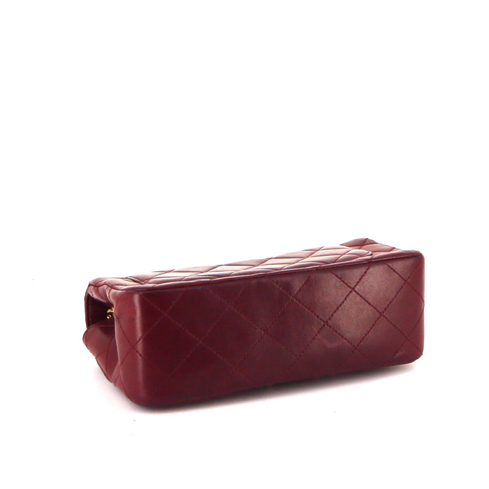 Chanel Mini Timeless shoulder bag in burgundy quilted leather - Detail D4
