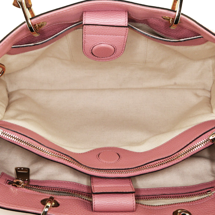 Bolso bandolera Gucci Bamboo modelo grande en cuero granulado rosa y naranja y bambú - Detail D3