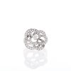 Sortija Chanel Camélia Fil en oro blanco y diamantes - 360 thumbnail
