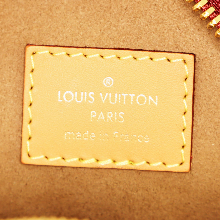 Sac bandoulière Louis Vuitton Sac Boîte à Chapeau Souple MM en toile monogram et cuir naturel - Detail D3