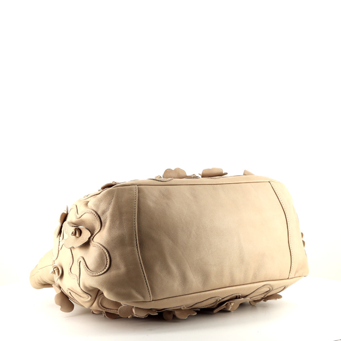 Sac à main Prada en cuir beige - Detail D4