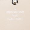 Portafogli Louis Vuitton in pelle Mahina beige - Detail D3 thumbnail