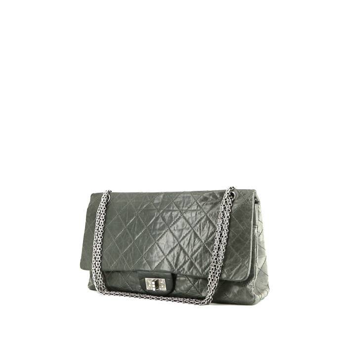 Chanel 2.55 shoulder bag in grey quilted leather - 00pp