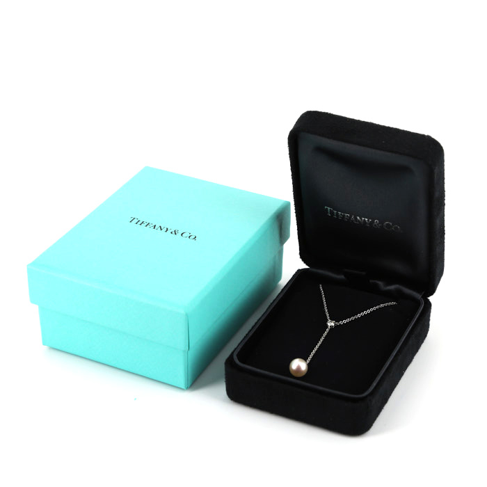 Tiffany & Co necklace in white gold,  diamond and pearl - Detail D2