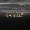 Bolso bandolera Chanel Vintage en cuero acolchado negro - Detail D4 thumbnail