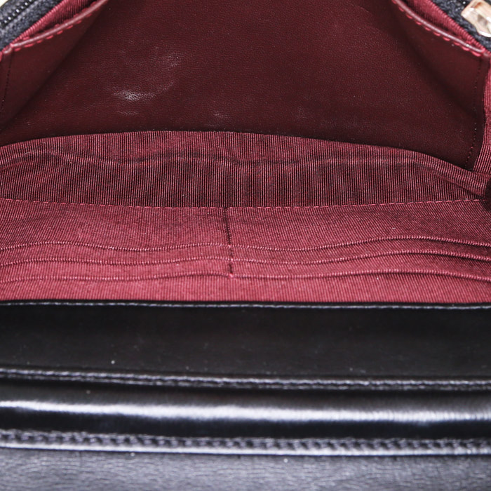 Chanel  Wallet on Chain shoulder bag  in black quilted leather - Detail D2