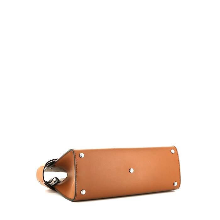 Bolso de mano Givenchy Horizon en cuero liso color oro - Detail D4