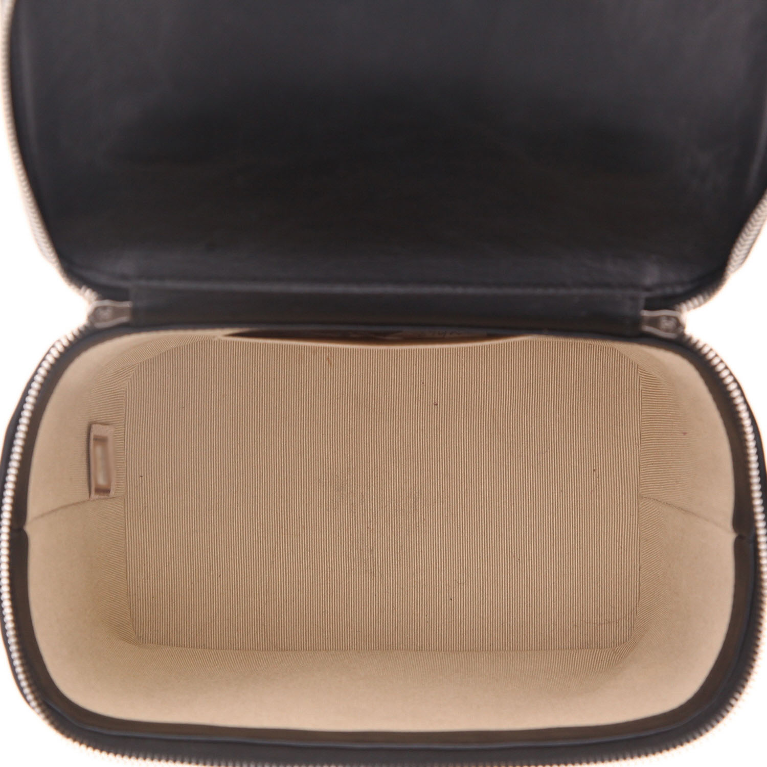 Chanel Vanity vanity case in wicker and black leather - Detail D3