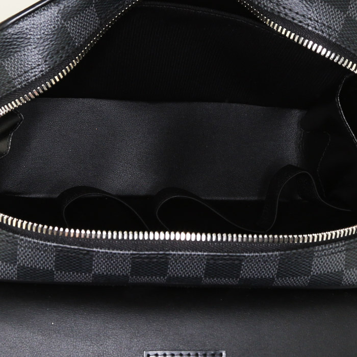 Louis Vuitton Poche Toilette bag in damier graphite canvas - Detail D2