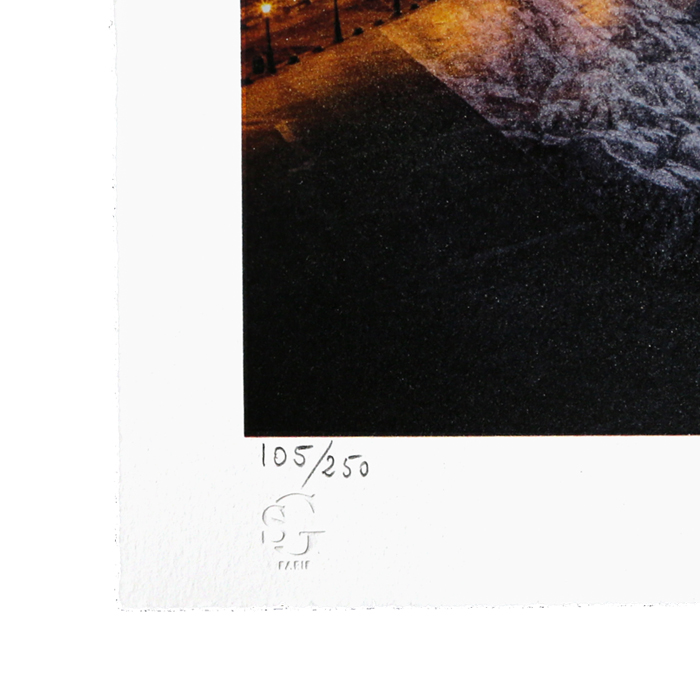JR (Né en 1983), JR au Louvre, 29 mars 2019, 19h45 - 2021