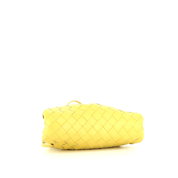 Borsa/pochette Bottega Veneta Pouch in pelle intrecciata gialla - Detail D4