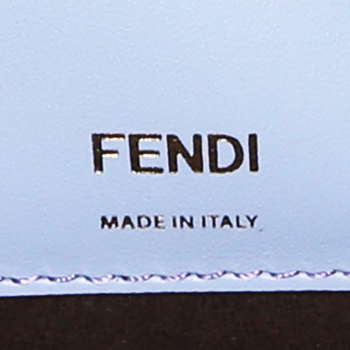 Sac bandoulière Fendi Baguette en cuir bleu - Detail D4