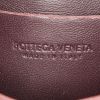 Pochette-ceinture Bottega Veneta  Cassette en cuir intrecciato aubergine - Detail D3 thumbnail