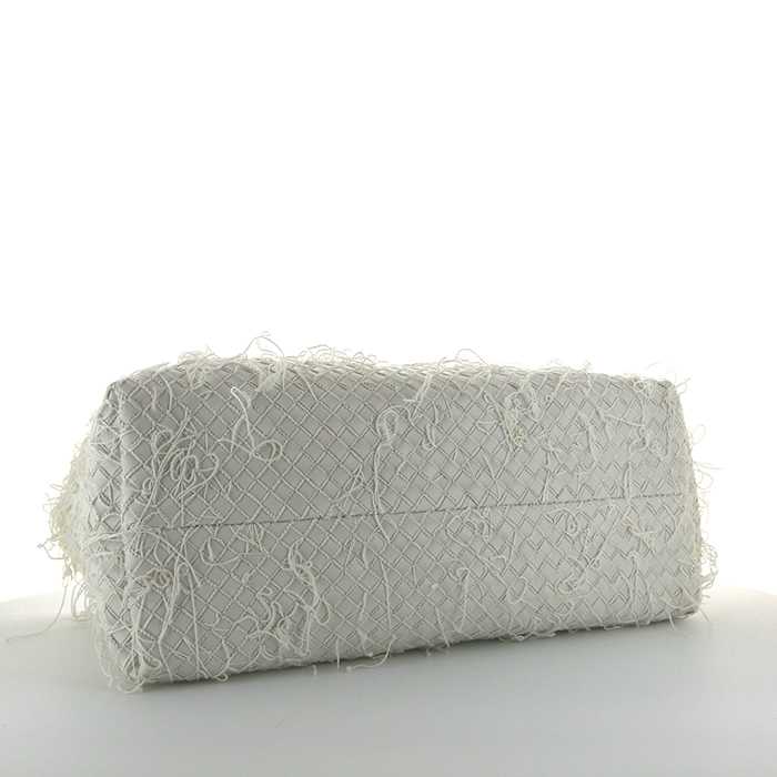 【送料&関税込】Bottega Veneta Grainy English Embroidery Mid Bottega Veneta Handbag 407808 | Collector Square