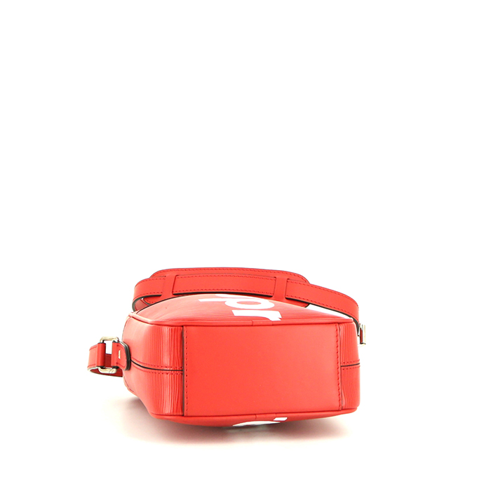 Sac bandoulière Louis Vuitton  Danube x Supreme	 en cuir épi rouge et blanc - Detail D4