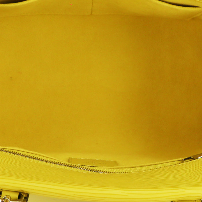 Borsa Louis Vuitton Marly in pelle Epi gialla - Detail D3