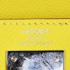 Hermès Kelly 28 cm handbag in yellow Lime epsom leather - Detail D4 thumbnail