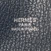 Bolso bandolera Hermès Jypsiere 37 cm en cuero togo azul oscuro - Detail D3 thumbnail