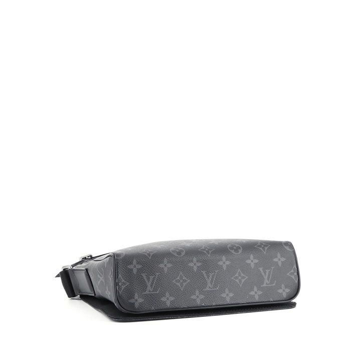 Bolso bandolera Louis Vuitton District en lona Monogram gris antracita - Detail D4
