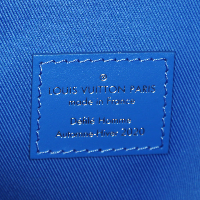 Borsa weekend Louis Vuitton Keepall Editions Limitées in tela monogram celeste e bianca e pelle blu - Detail D4