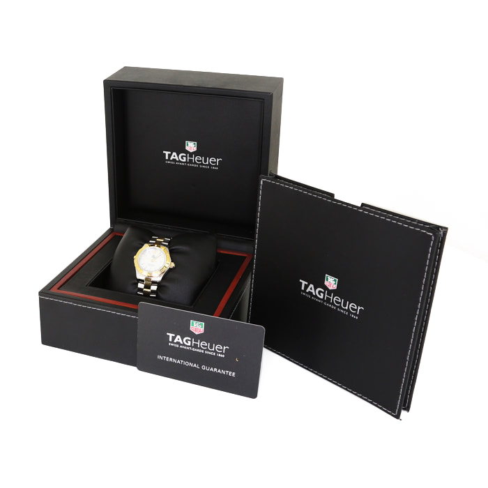 TAG Heuer Aquaracer Lady watch in stainless steel and gold plated Ref: WAF 1424 Circa 2013 - Detail D2