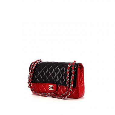 Bolso de mano Chanel Timeless en charol acolchado negro y rojo