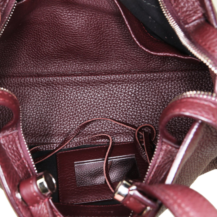Bolso de mano Balenciaga Blackout city en cuero color burdeos - Detail D3