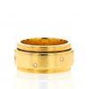 Piaget Possession ring in yellow gold and diamonds - 360 thumbnail