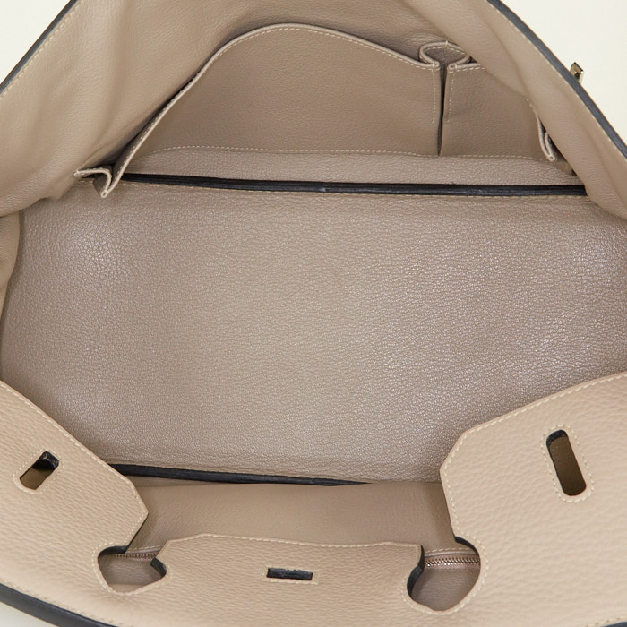 Sac porté épaule ou main Hermes Birkin Shoulder en cuir togo gris-tourterelle - Detail D2