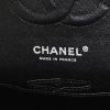 Borsa Chanel 2.55 in tweed bianco grigio e nero con decoro floreale - Detail D4 thumbnail