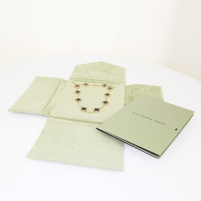 Van Cleef & Arpels Alhambra Vintage necklace in yellow gold and onyx - Detail D2