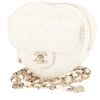 Pochette-ceinture Chanel  Heart bag en cuir matelassé blanc - 00pp thumbnail