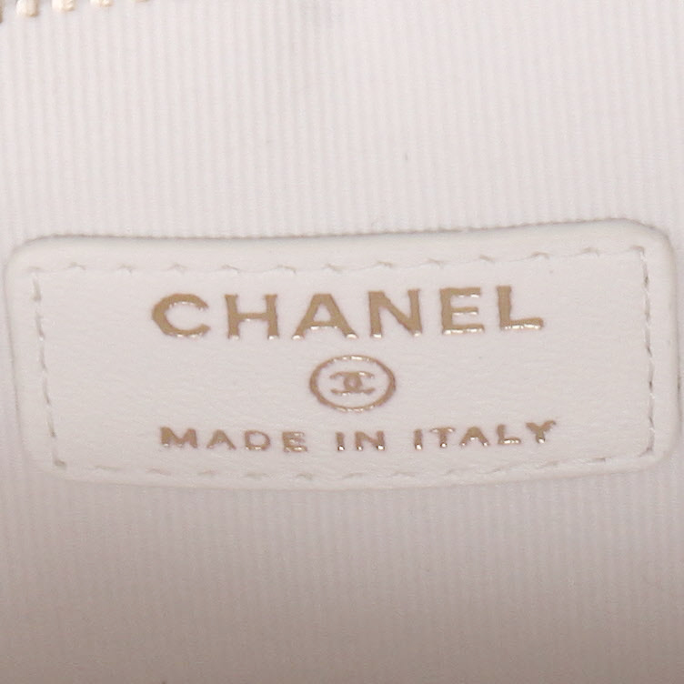 Pochette-cintura Chanel  Heart bag in pelle trapuntata bianca - Detail D2