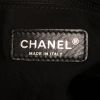 Sac à main Chanel en toile siglée argentée - Detail D3 thumbnail