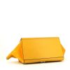 Bolso de mano Celine Trapeze modelo mediano en cuero y ante amarillo - Detail D5 thumbnail