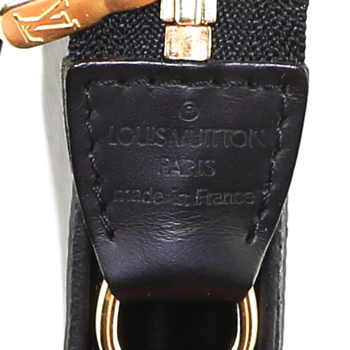 Pochette Louis Vuitton Pochette accessoires in pelle Epi nera - Detail D3