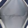 Bolso bandolera Louis Vuitton  Genois en lona azul marino - Detail D2 thumbnail